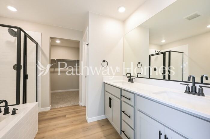 17852 E 94th Pl - Photo 7 of 11