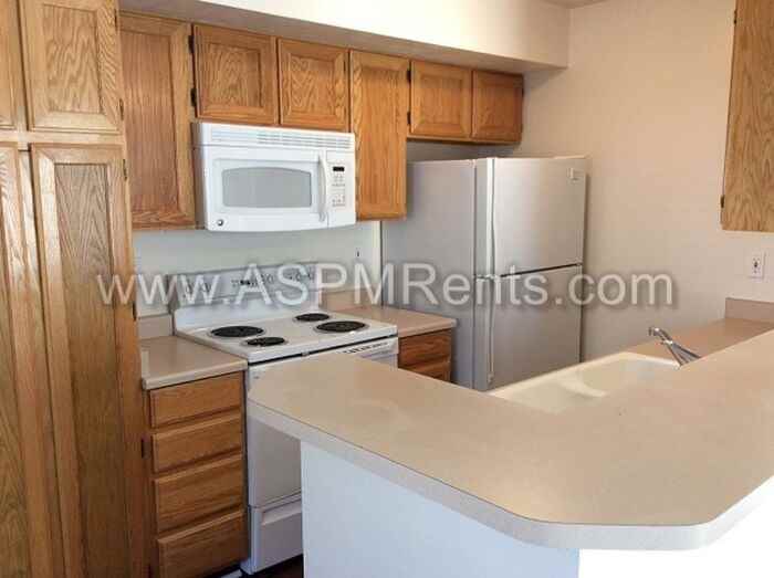 3235 W Brynwood Pine Bay - Photo 2 of 26