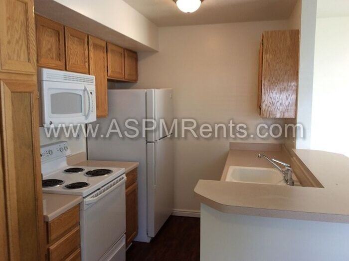 3235 W Brynwood Pine Bay - Photo 4 of 26