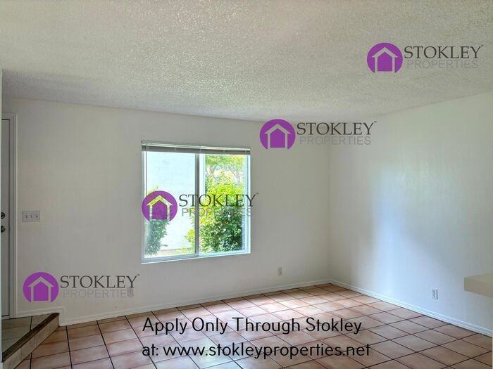 3755 Northwood Dr #G - Photo 3 of 10