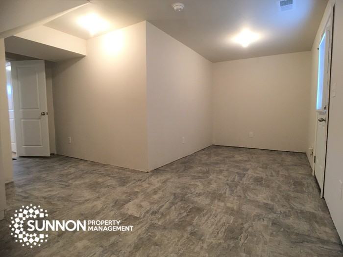 938 Taybyn Rd - Photo 4 of 24