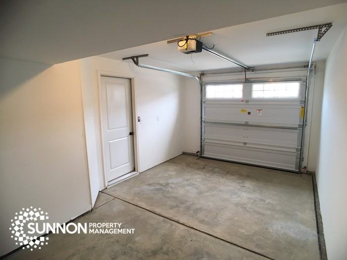 938 Taybyn Rd - Photo 5 of 24