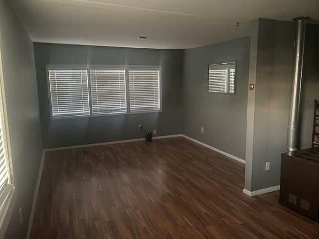 990 6th St #4 - Photo 3 of 11