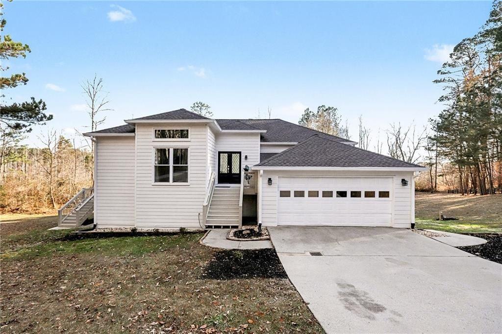 241 Nacoochee Dr - Photo 2 of 50