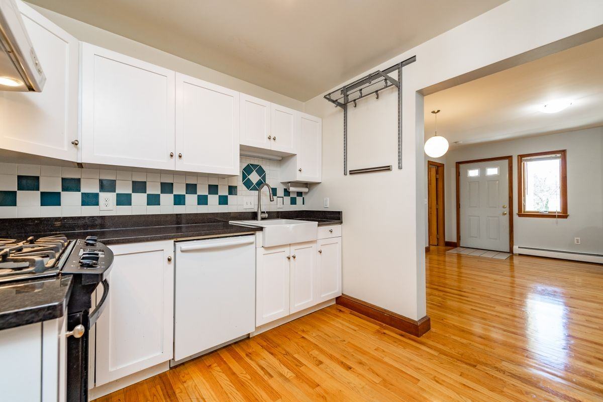 21 Orchard St - Photo 4 of 14