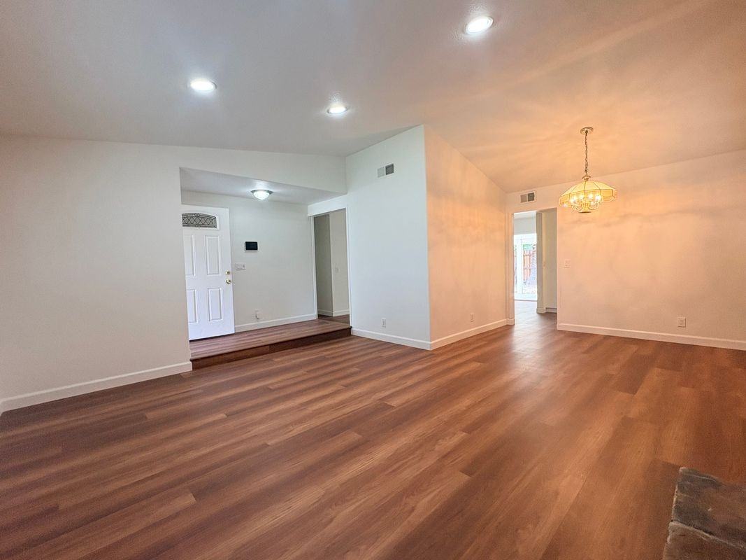 172 Arroyo Ct - Photo 3 of 7