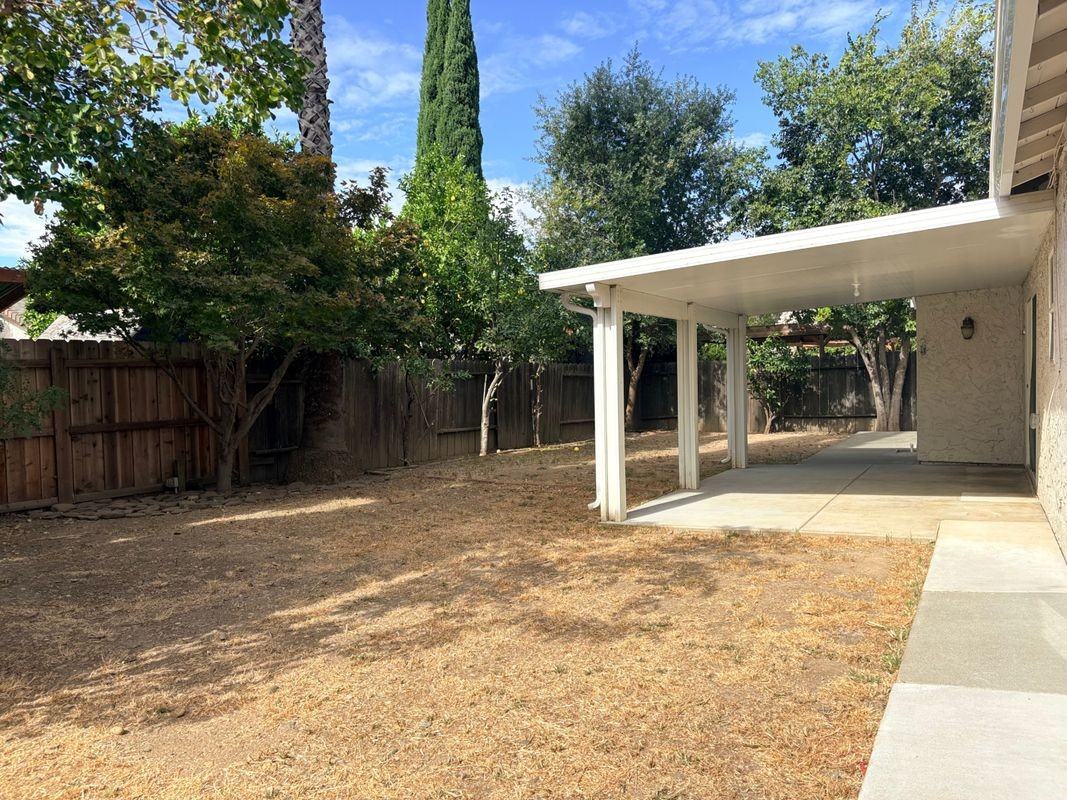 172 Arroyo Ct - Photo 4 of 7