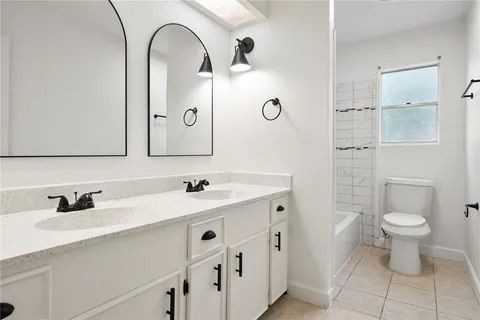 5009 Wingfoot Ln ##B - Photo 7 of 9
