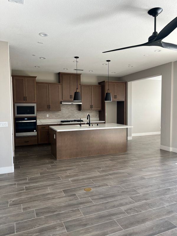 2557 Orinoco Pl - Photo 2 of 24