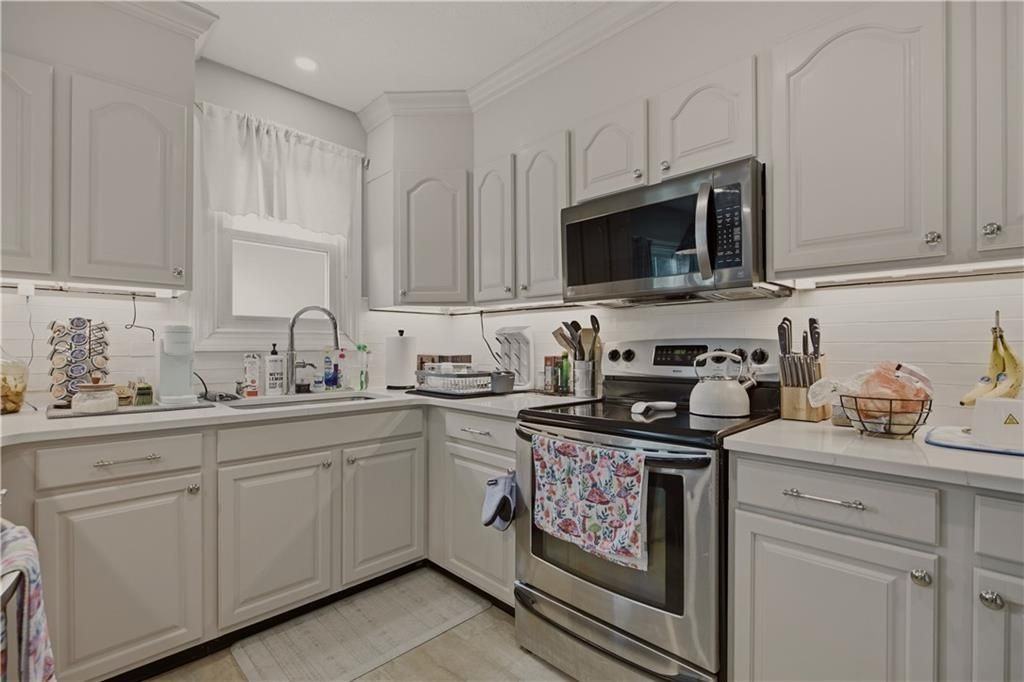 223 Oliphant Ln ##A - Photo 4 of 29