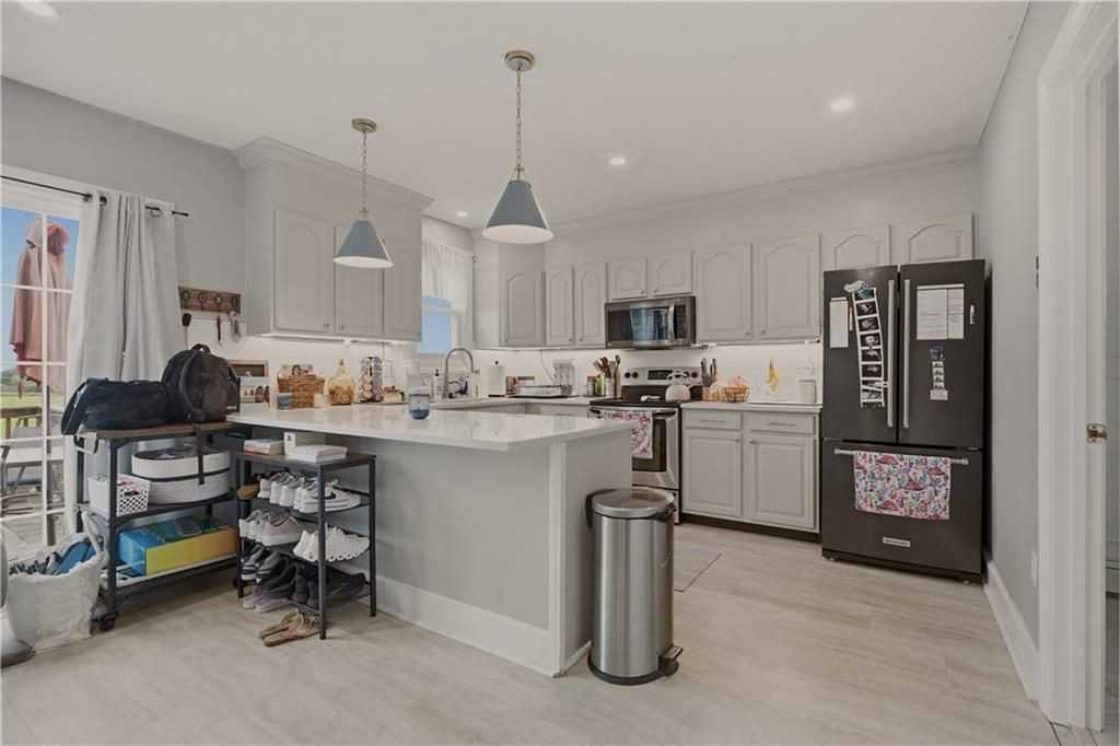 223 Oliphant Ln ##A - Photo 5 of 29
