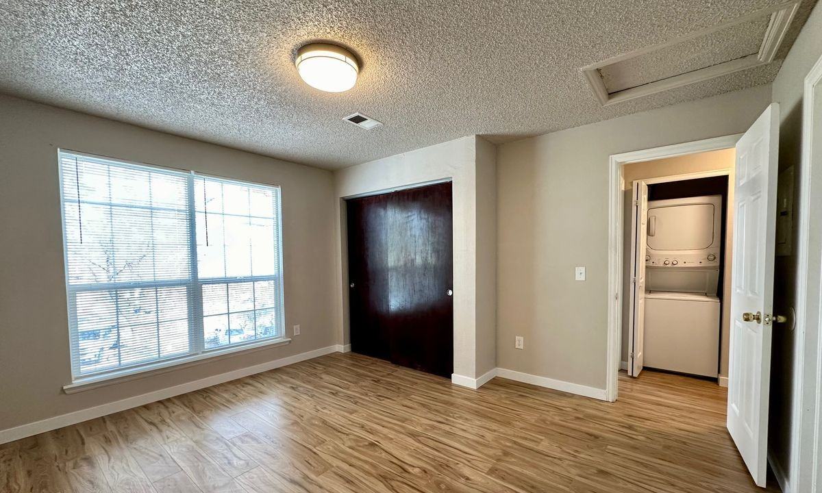 4460 S Pitkin St ##128 - Photo 5 of 12