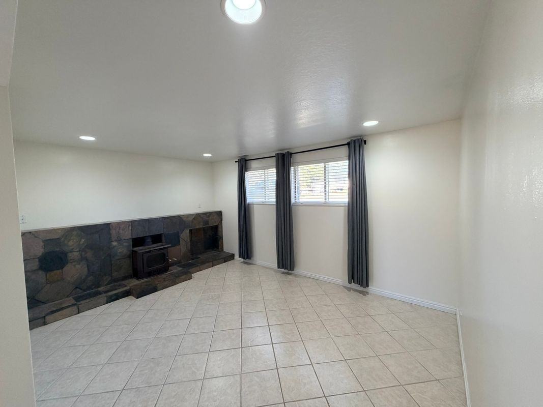 3693 W Pensacola Cir - Photo 2 of 7