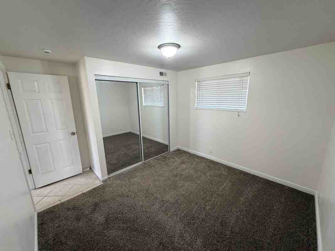 3693 W Pensacola Cir - Photo 3 of 7