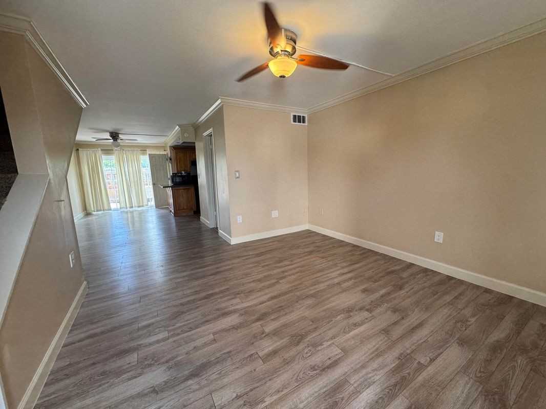 5937 Sw 36th Ct ##7 - Photo 4 of 13