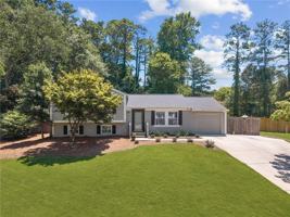 featured image of 472 Barnesdale Dr