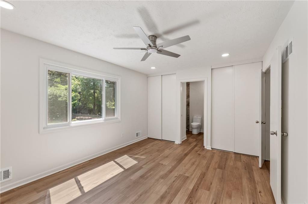 472 Barnesdale Dr - Photo 6 of 50