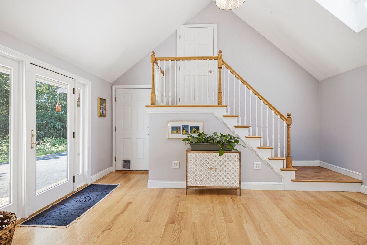 291 Cross St - Photo 7 of 39