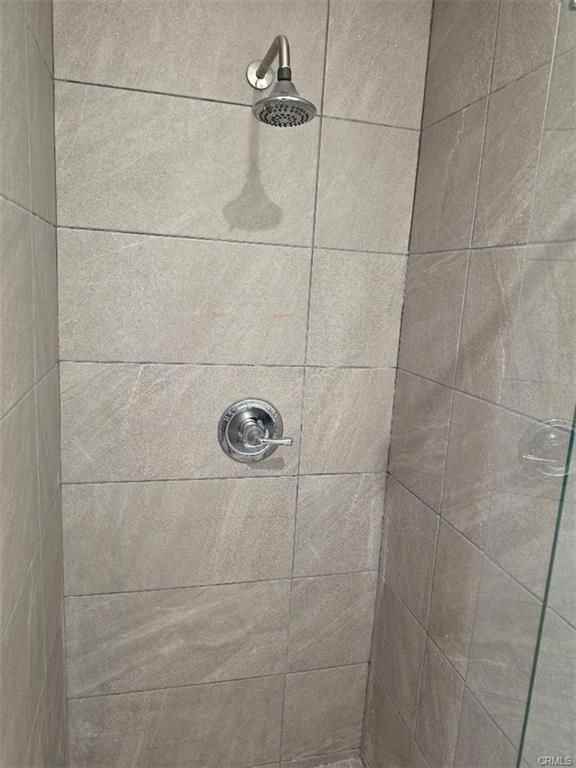 8371 Capistrano Ave - Photo 4 of 10