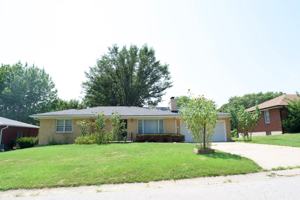 featured image of 1520 N 64th St