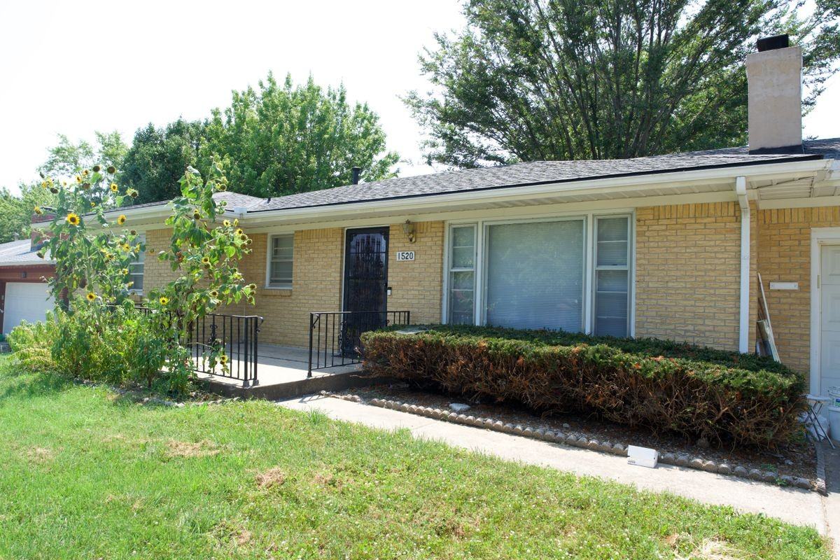 1520 N 64th St - Photo 4 of 21