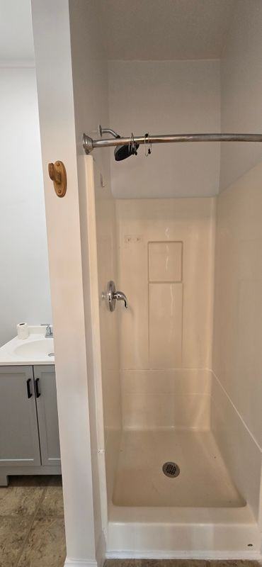 221 Broadway ##3 - Photo 7 of 10