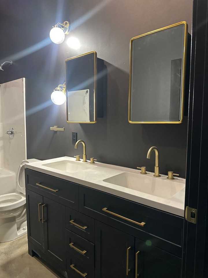 21 W Broadway #206 - Photo 6 of 7