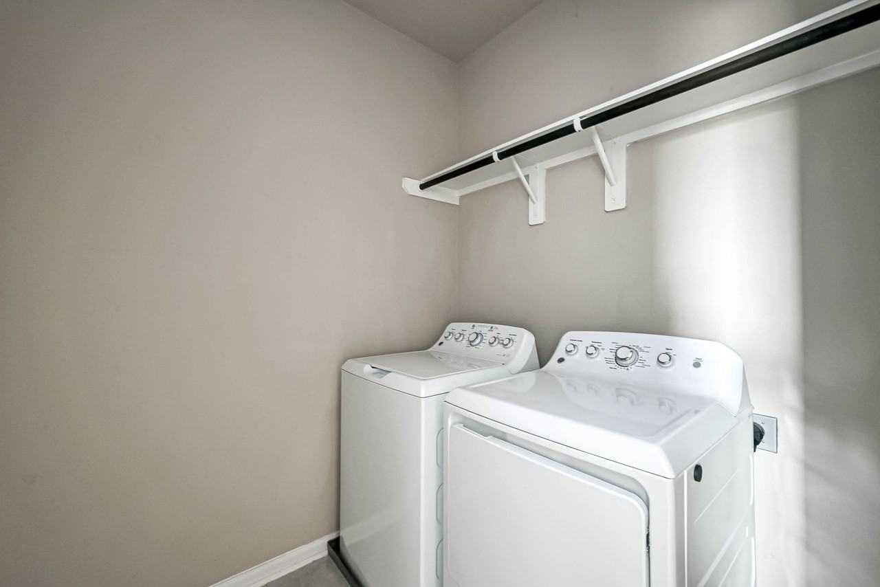315 Biltmore Loop #NA - Photo 5 of 40