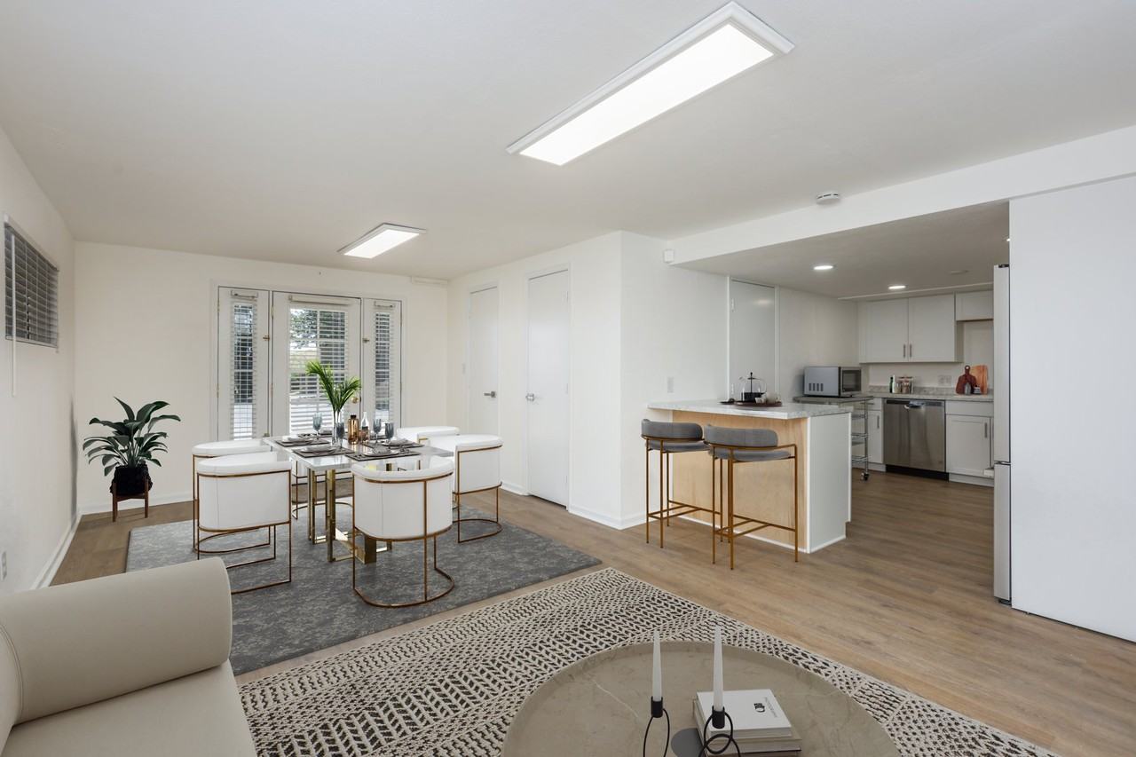 2131 Bonvue Dr #B - Photo 7 of 25