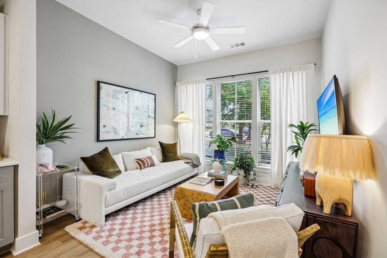 NOVEL Parkway by Crescent Communities - Photo 4 of 50