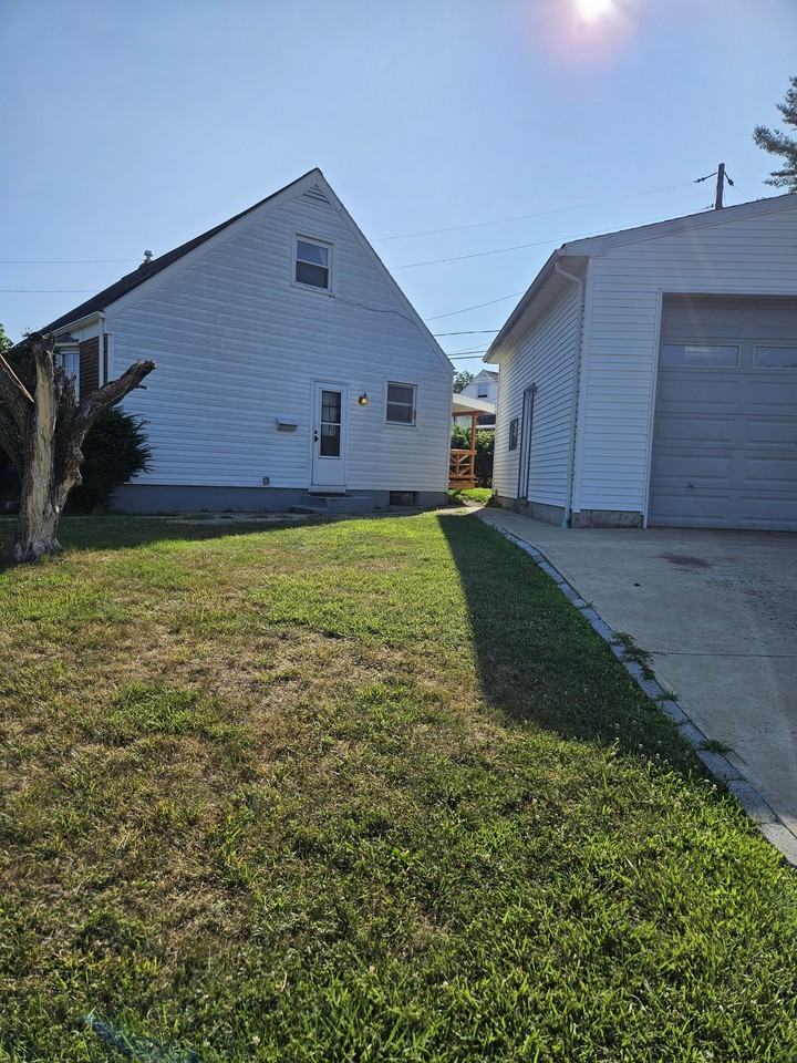 2415 S Lumber St #1 - Photo 2 of 30