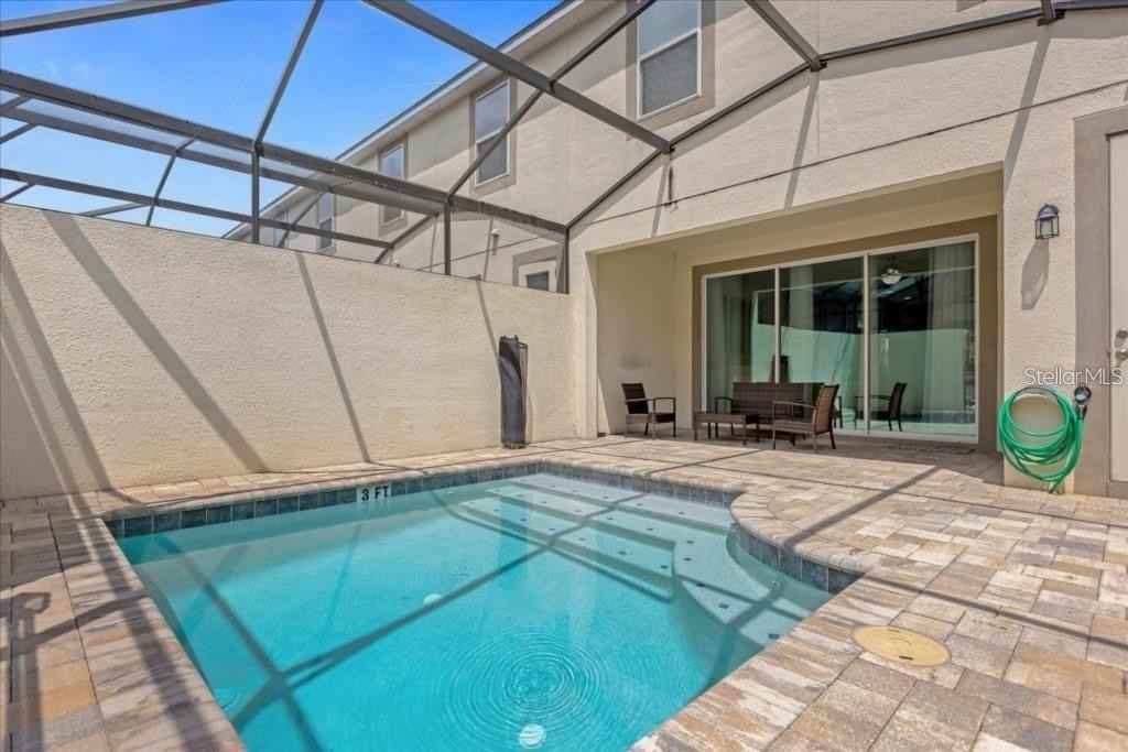 1540 Carey Palm Cir #1 - Photo 6 of 8
