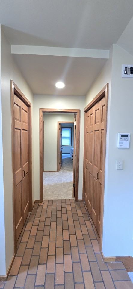 3033 W Viewmont Way W #1 - Photo 5 of 50