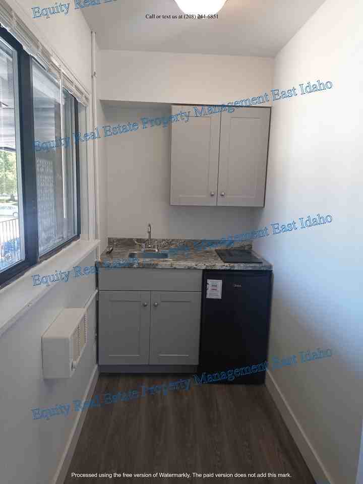 1335 S 5th Ave #213 - Photo 7 of 9