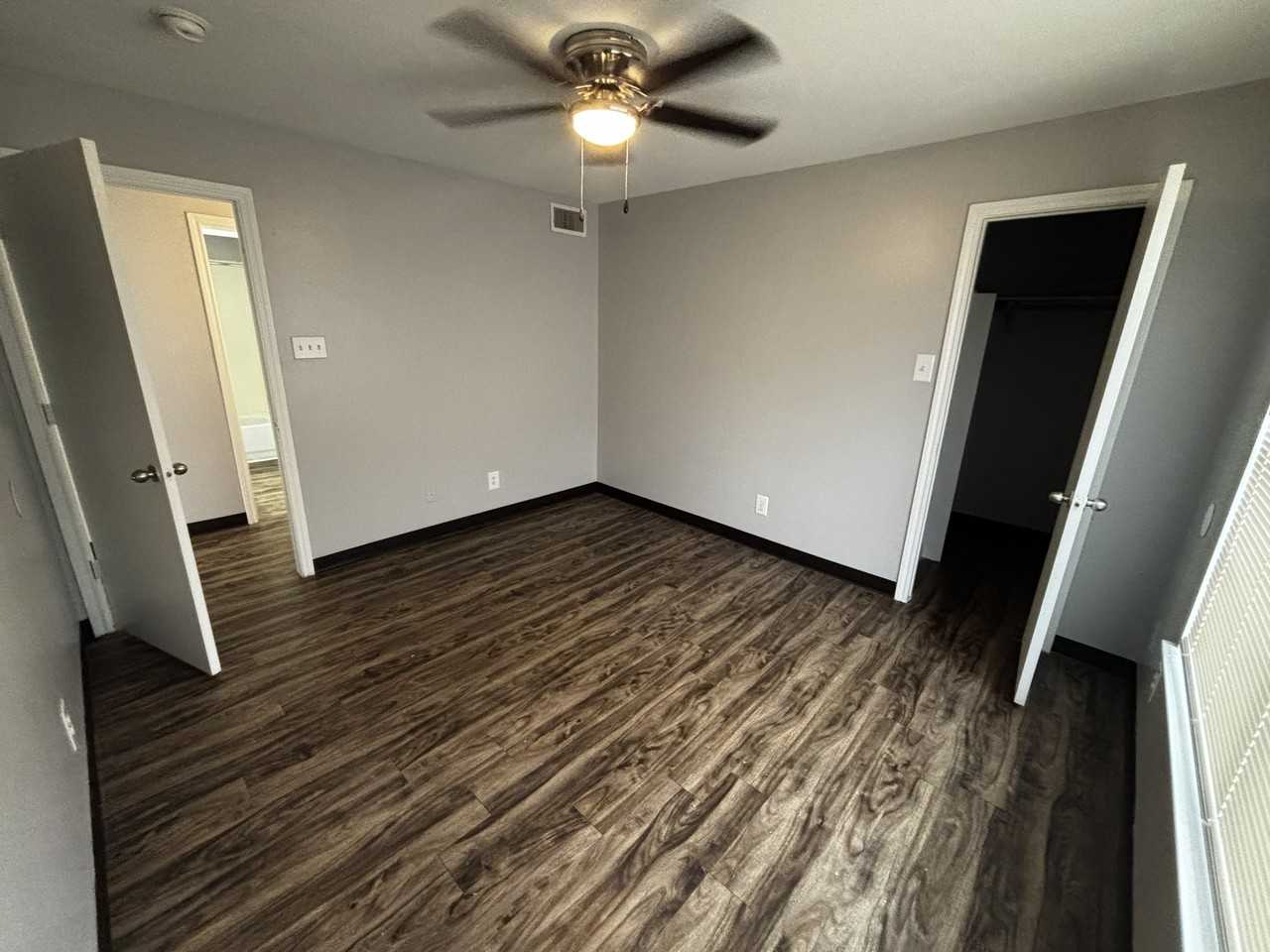 2601 Sarah Avenue-022 #022-60 - Photo 2 of 10