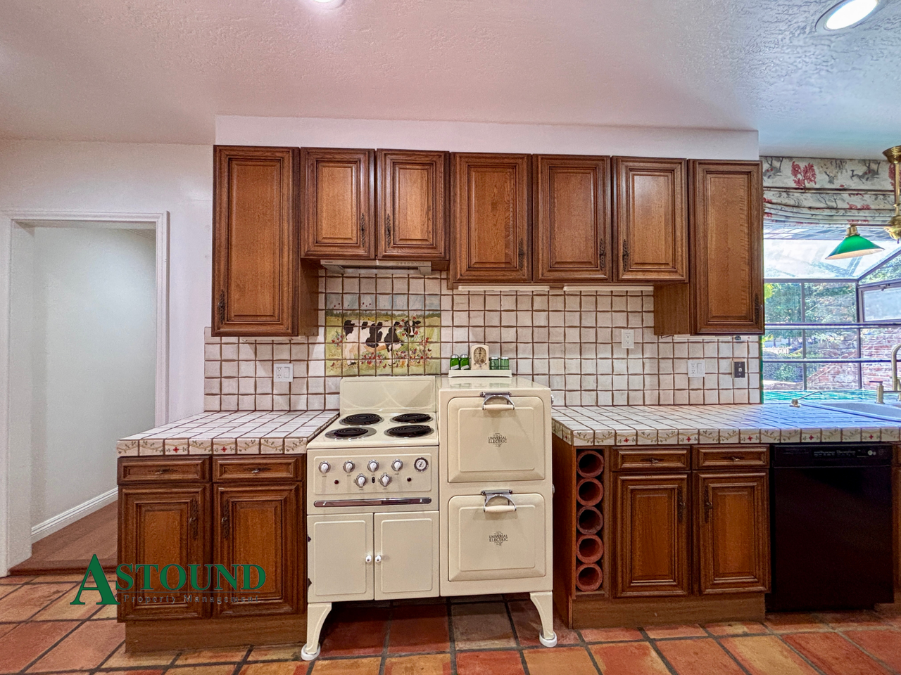 2340 Tice Valley Blvd #1 - Photo 7 of 37