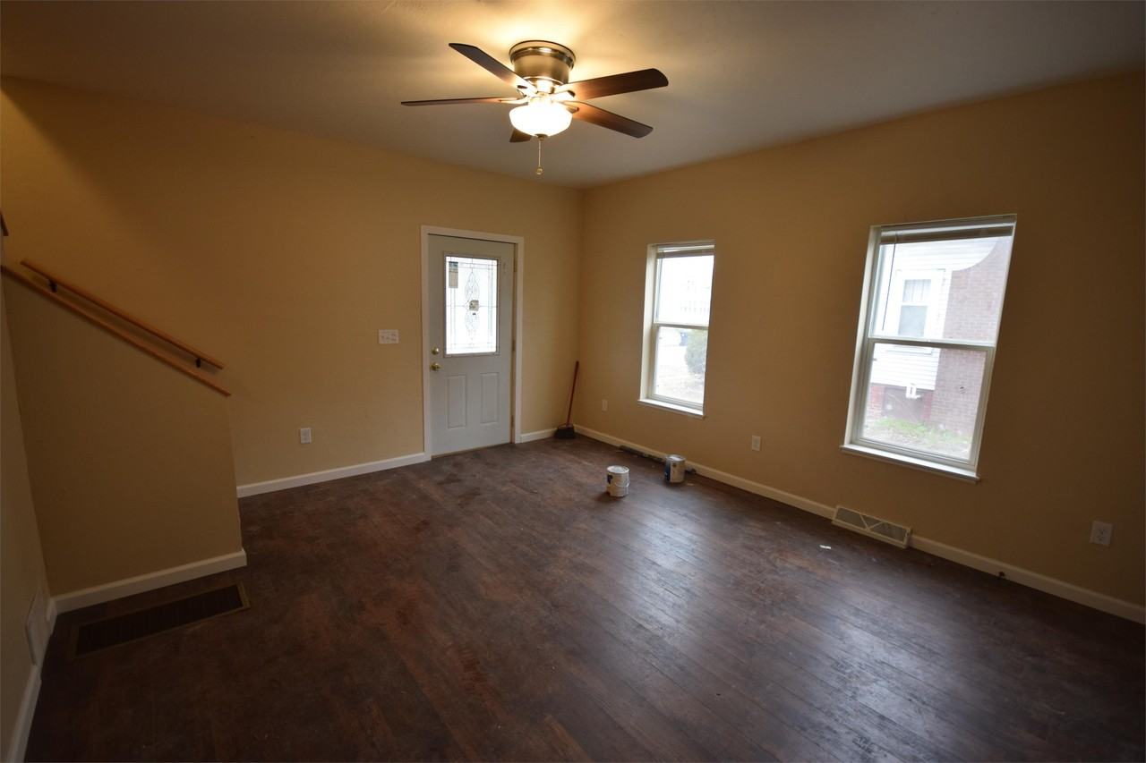119 Harrison Pl #1 - Photo 2 of 13