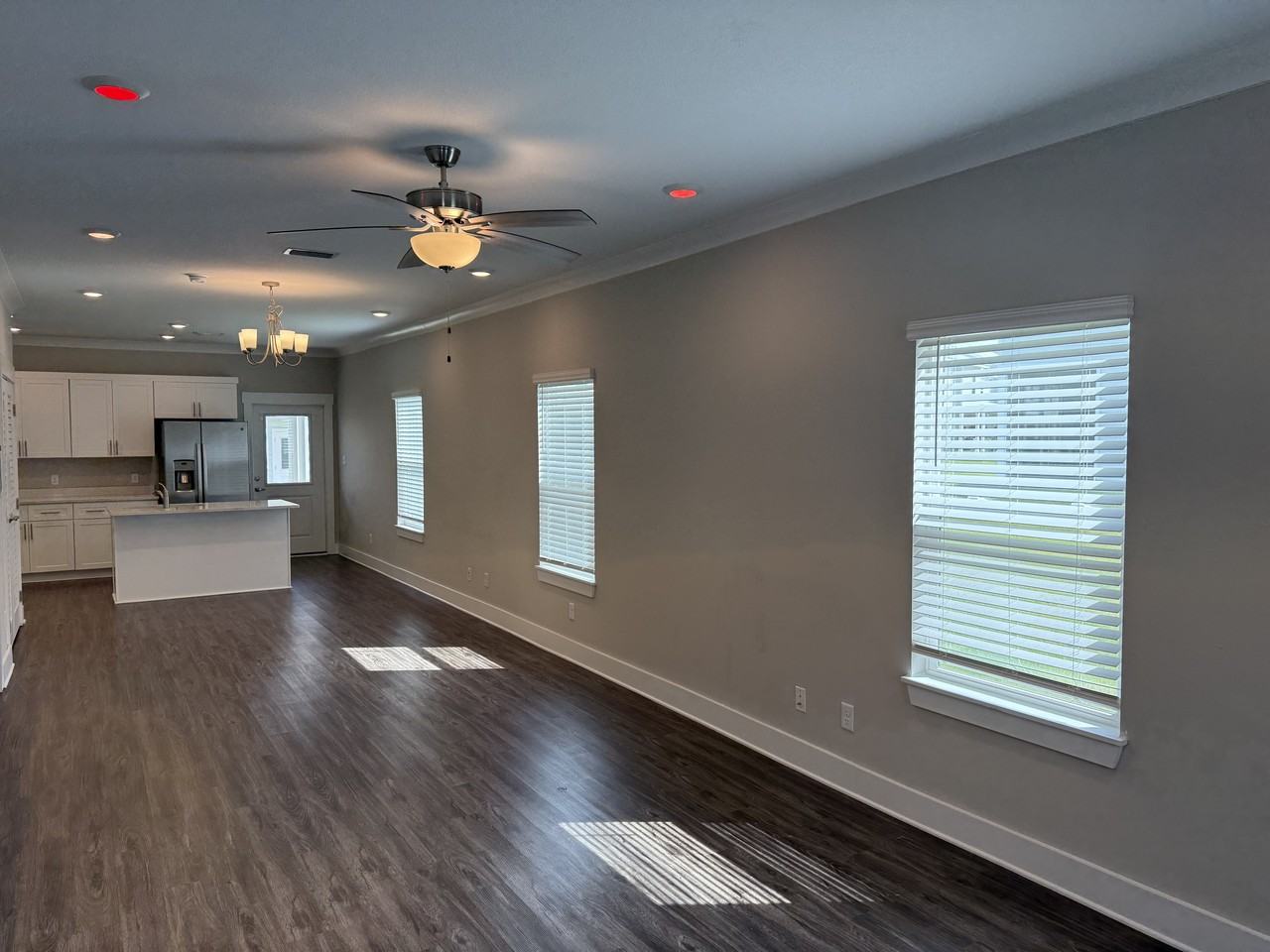 202 Date Palm Ln #1 - Photo 5 of 26