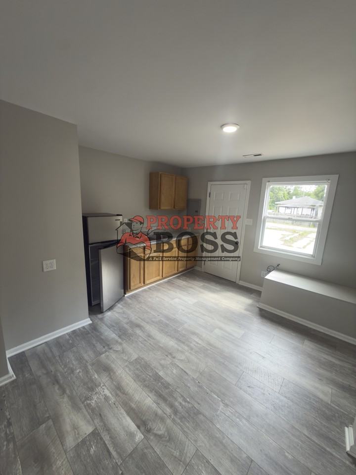 3985 Richard Gordon Hatcher Blvd #1 - Photo 2 of 11