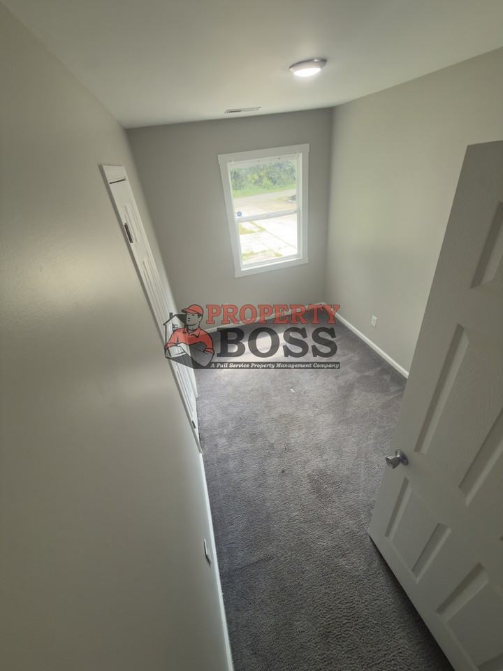 3985 Richard Gordon Hatcher Blvd #1 - Photo 7 of 11