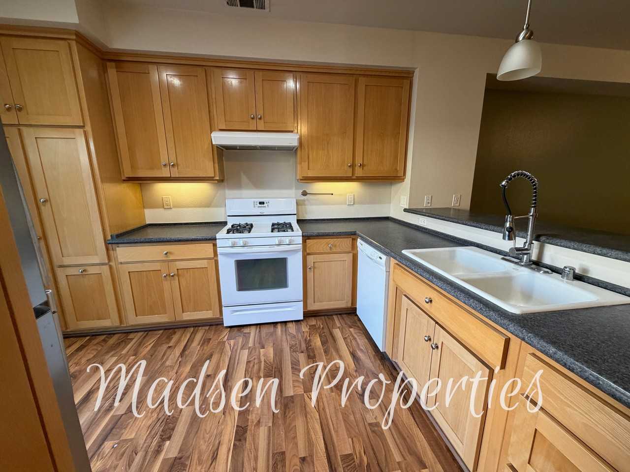 2188 Nord Ave #1 - Photo 6 of 28