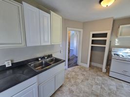 featured image of 437 1/2 Riehl St #1