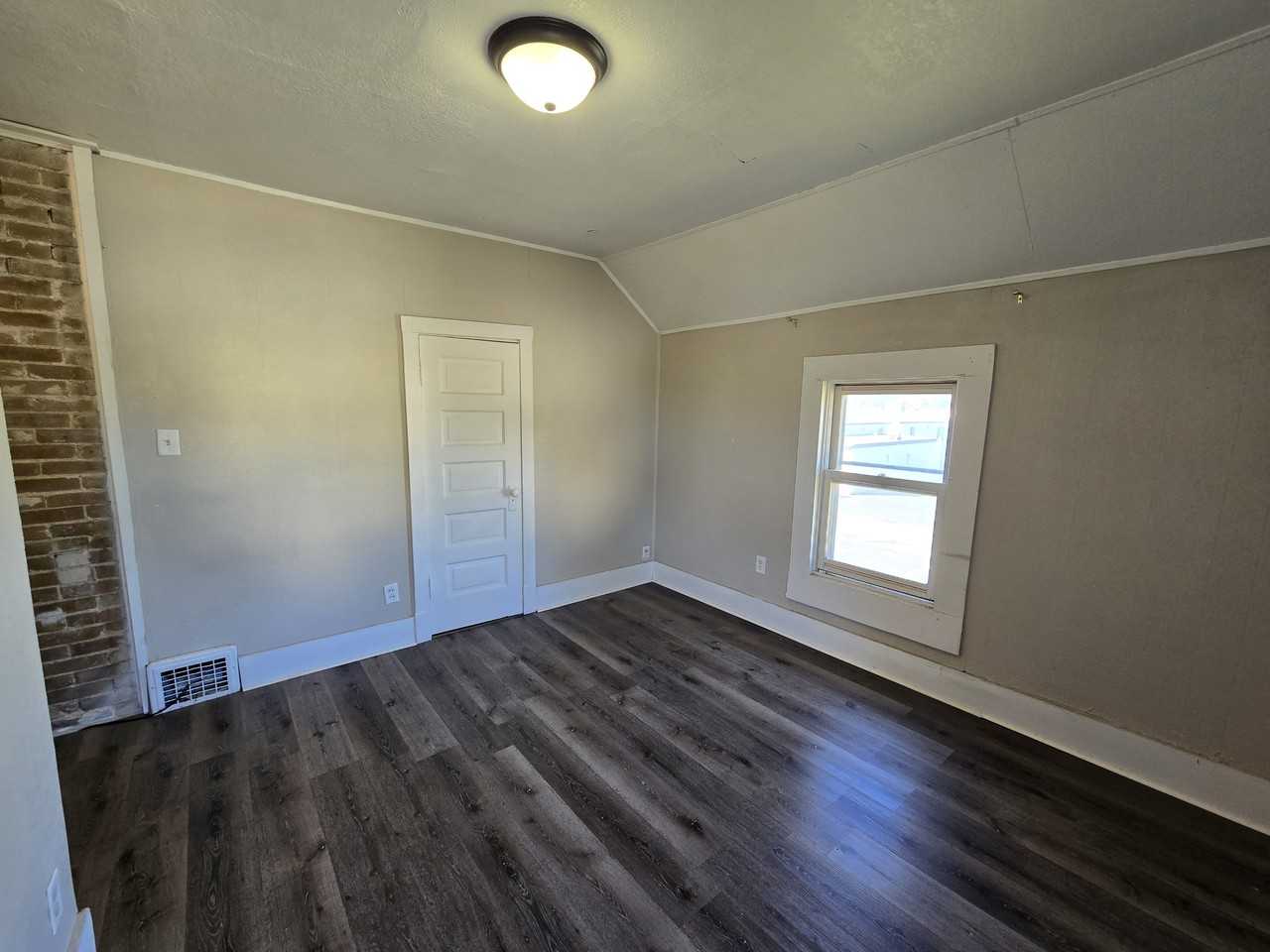 437 1/2 Riehl St #1 - Photo 6 of 21