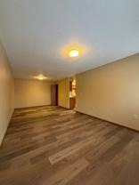 501 2nd Ave NW - Photo 1 of 1