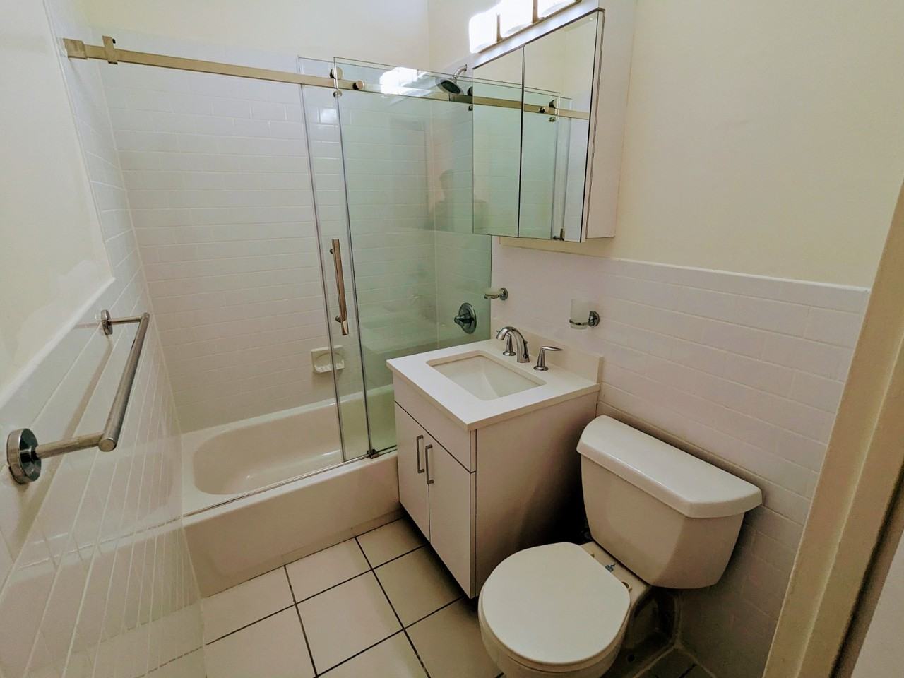 W 22nd St #5U - Photo 4 of 7
