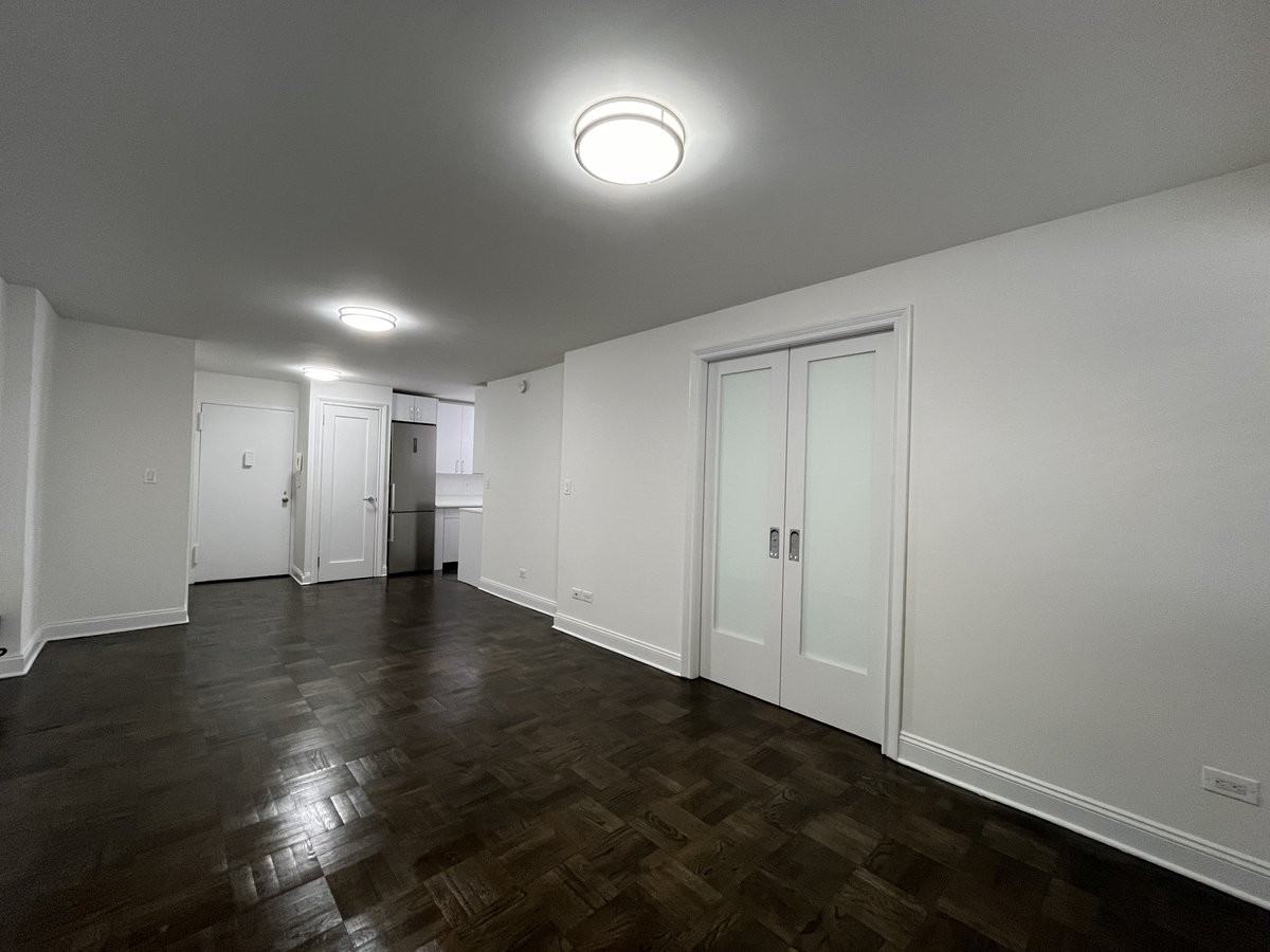 5th Ave #9ZL - Photo 6 of 16