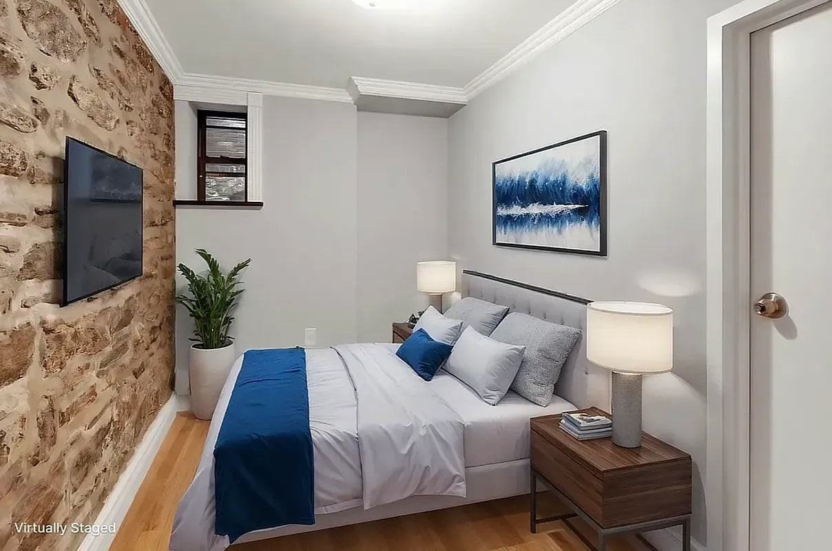 Mott St #3 - Photo 2 of 4