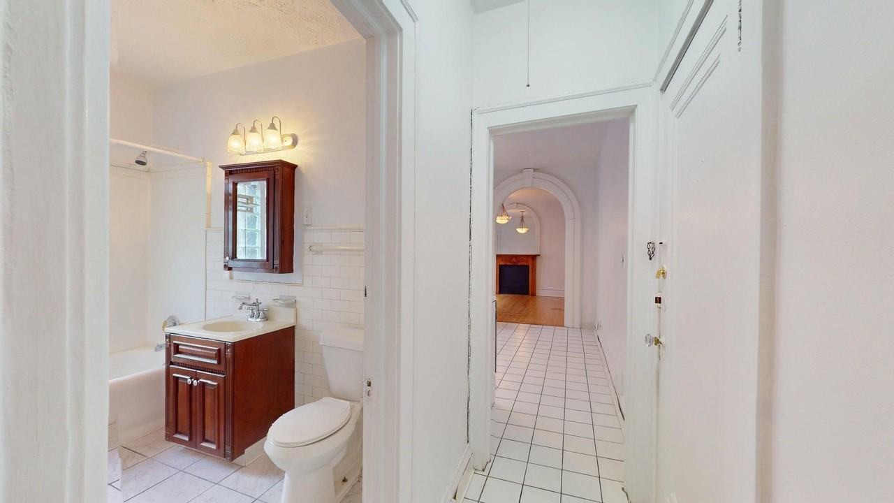 Fairmount - Photo 5 of 36