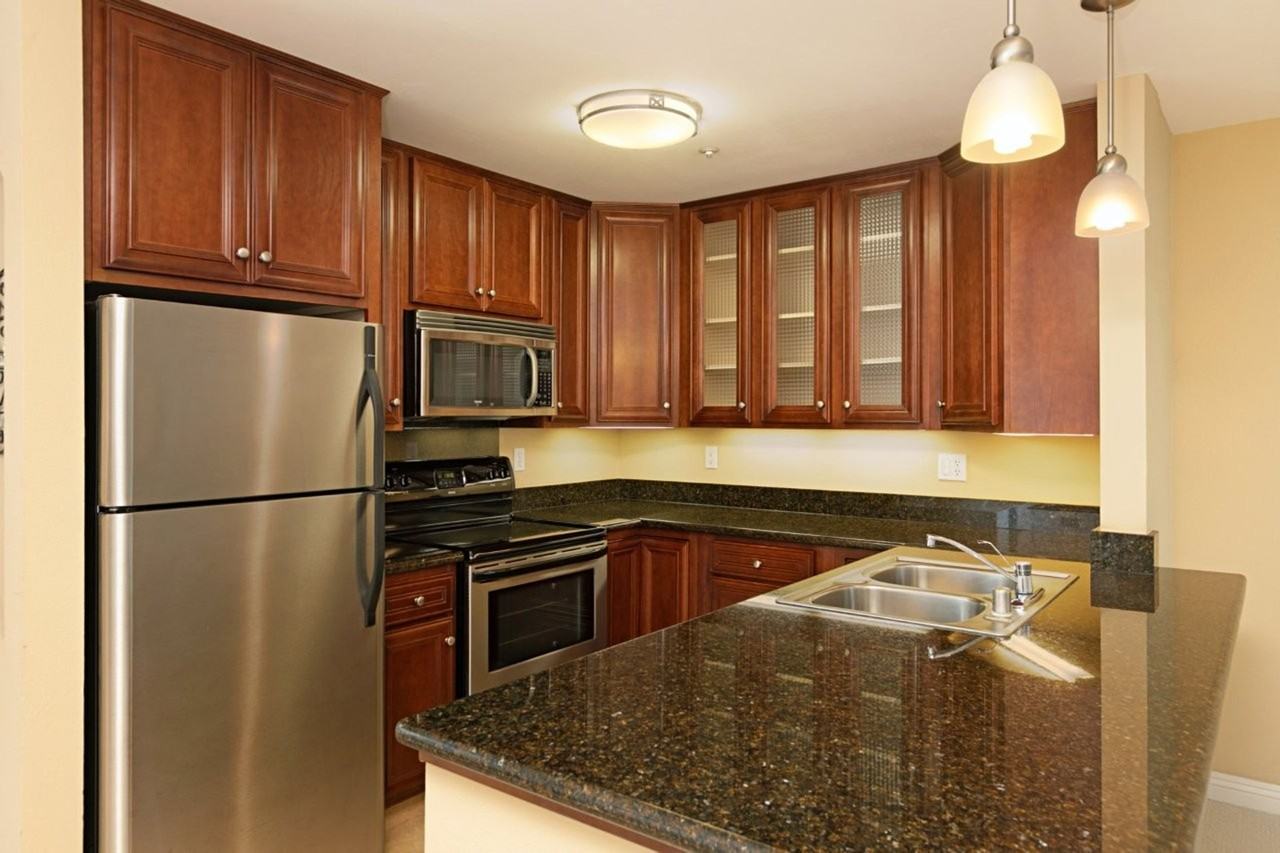 5525 Shasta Ln #307 - Photo 7 of 48