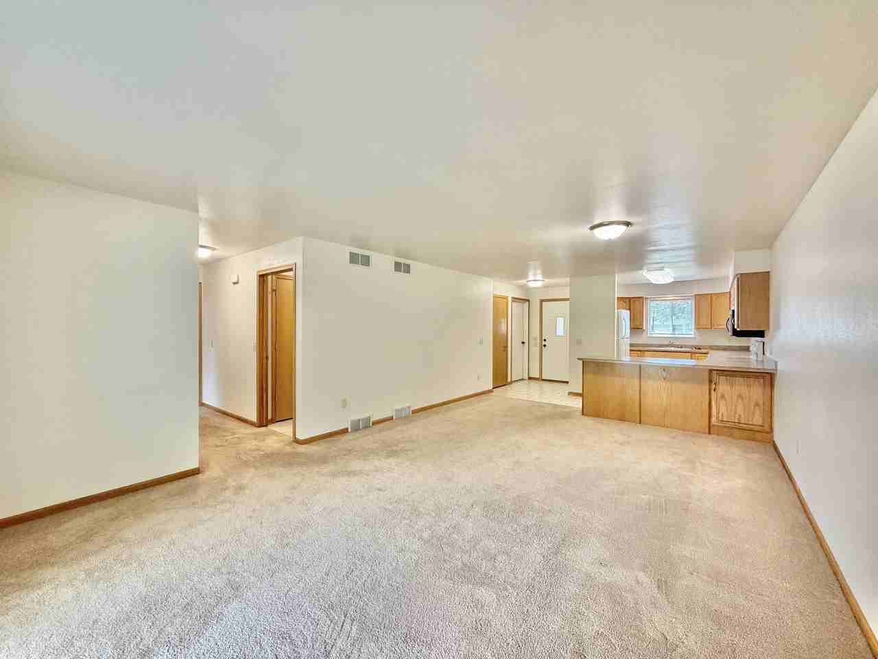 121 Sater St #1 - Photo 3 of 25